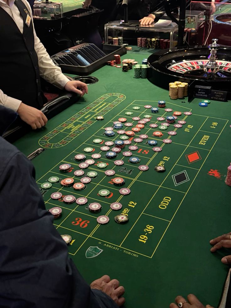 777 Poker پر آن لائن سلاٹس کے بارے میں